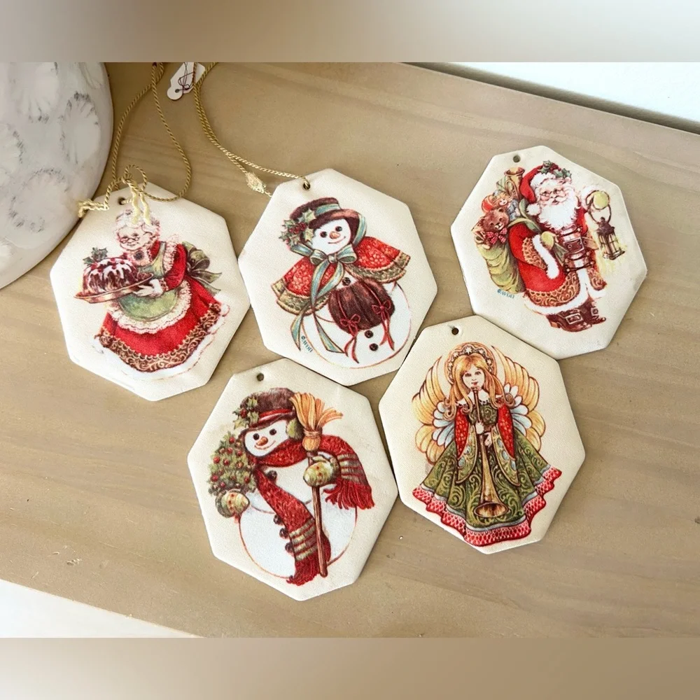 Vintage Cinnamon Scented Avon Holiday Ornament Set Festive Characters Set of 5